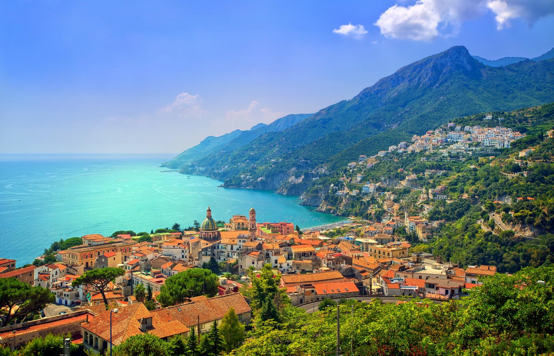Coastal cliffs and sea in Campania