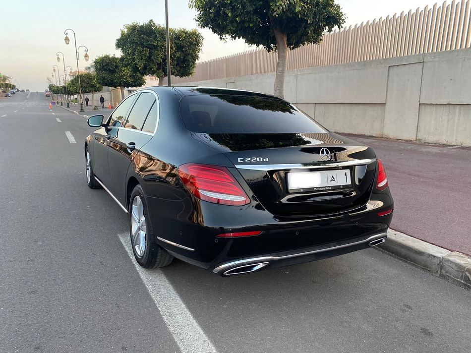Mercedes E-Class of Positano Limo Service, photo 3